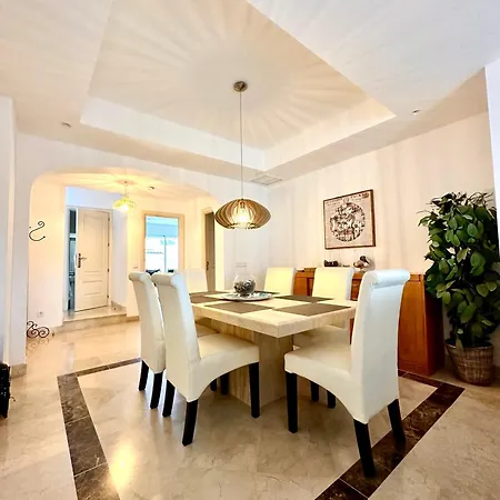 Duplex-penthouse With Stunning Panoramic View Marbella