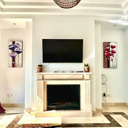 Duplex-penthouse With Stunning Panoramic View מארבלה